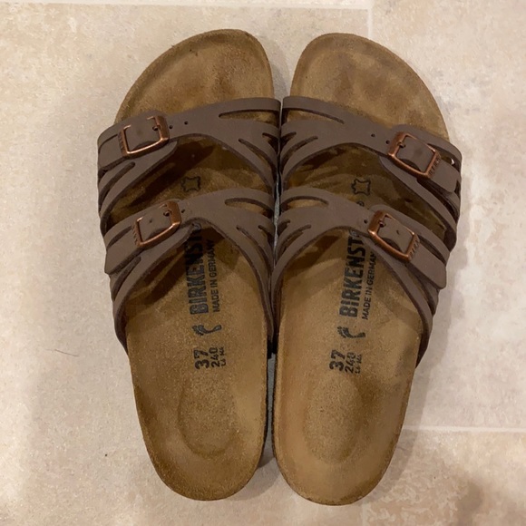 Birkenstock Shoes - Birkenstock sandals women’s size 37